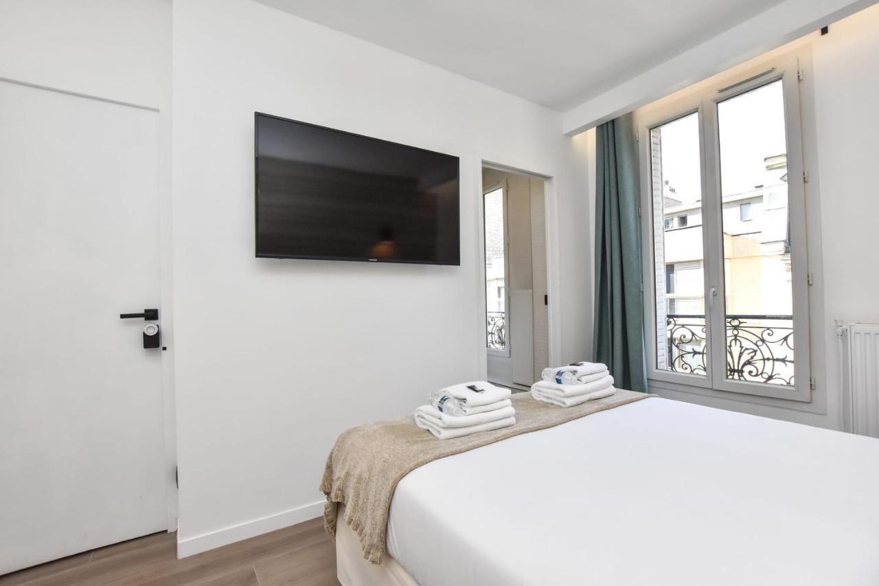 Cosy Bedroom Near Tour Eiffel Champs De Mars Paris Exterior foto